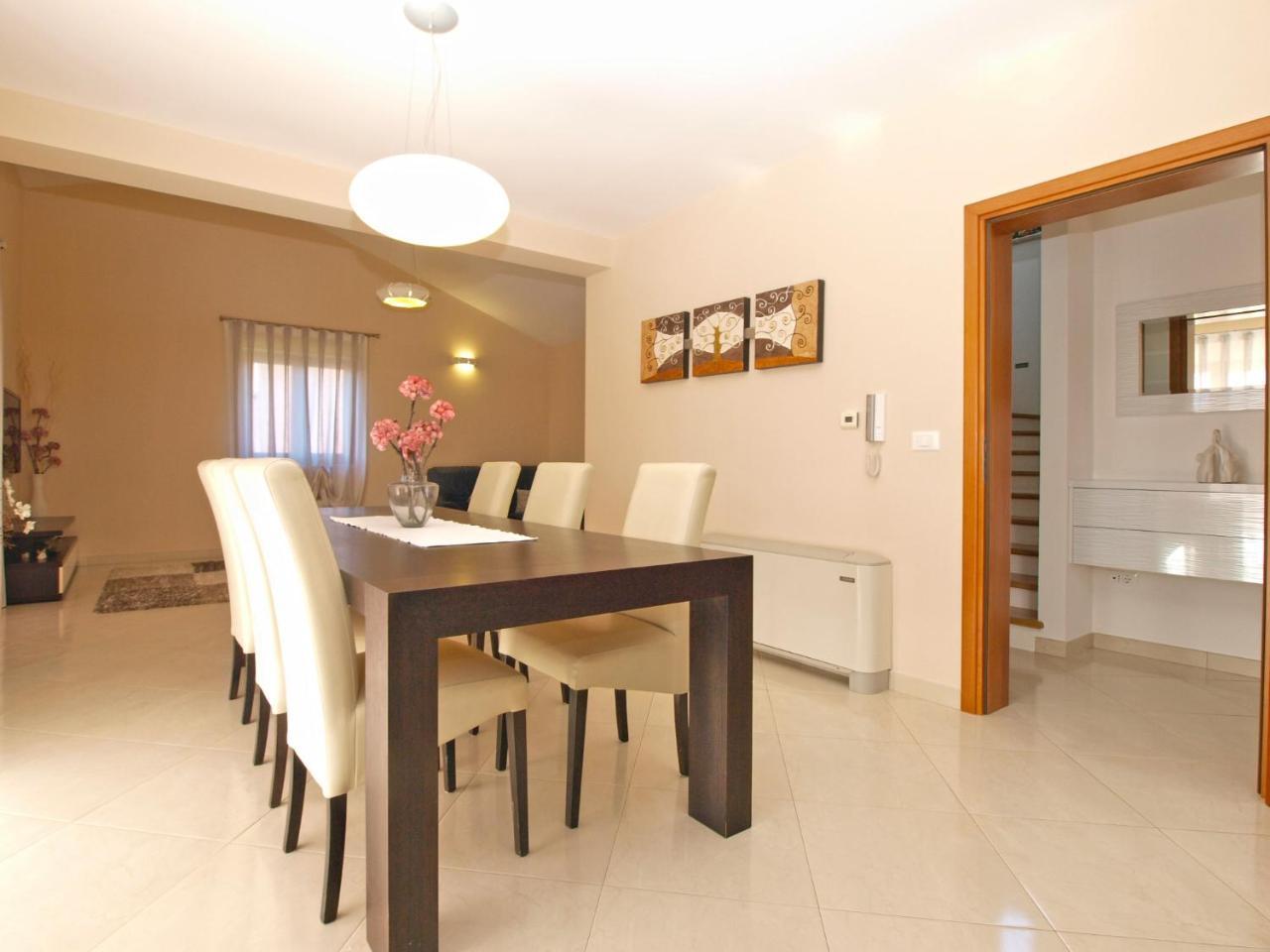House Brigita 1762 Villa Porec Bagian luar foto