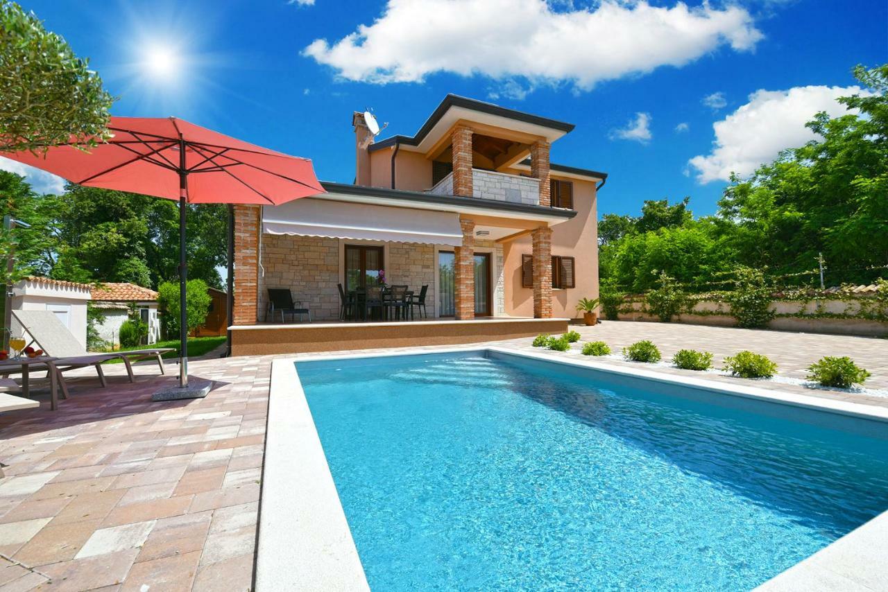 House Brigita 1762 Villa Porec Bagian luar foto